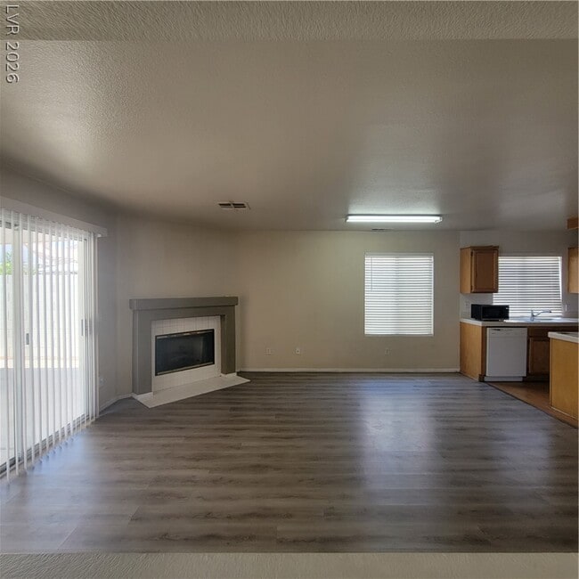 Building Photo - 7321 Summer Sun Dr