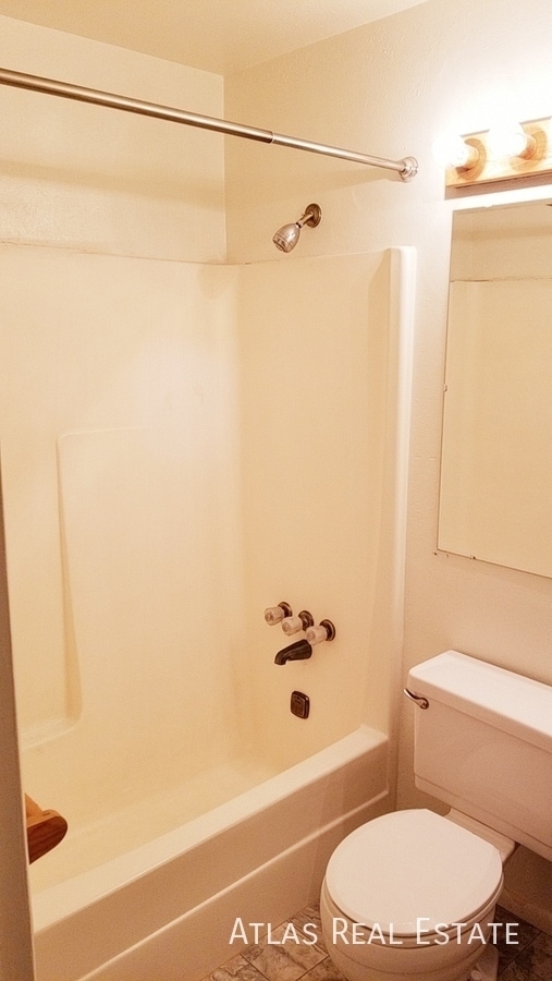 Building Photo - 3121 W 133rd Cir