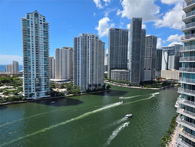 Building Photo - 335 S Biscayne Blvd