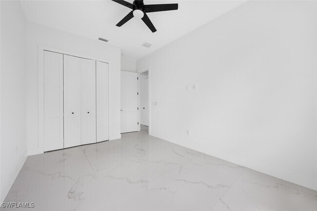 Building Photo - 1609 Nelson Rd N