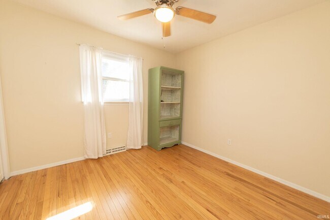 Building Photo - 1506 S Nancy St
