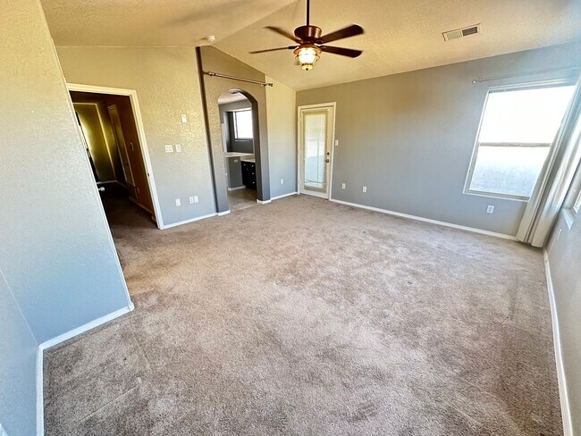 Building Photo - Cabezon Beauty | Large Yard | 2 Living Areas & Upstairs Loft | 1-year Lease |Tours Available!