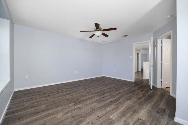 Building Photo - 8909 Winter Haven Rd