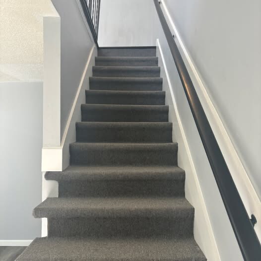 Building Photo - 901 Shallowford Rd