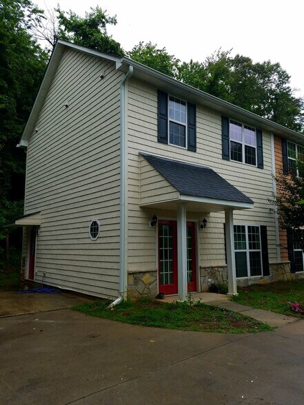 Building Photo - 171 Boardtown Rd