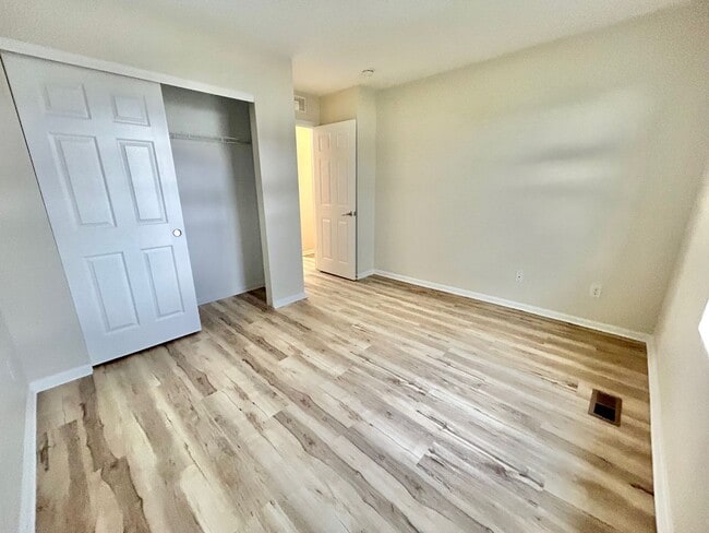 Building Photo - Welcome to your Dream Home!
