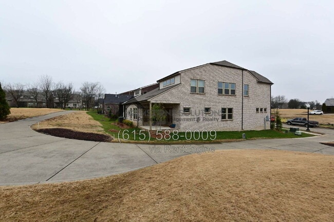 Building Photo - 1028 Fenner Ln