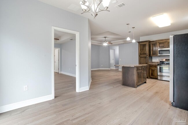 Building Photo - 970 John Deere Ln