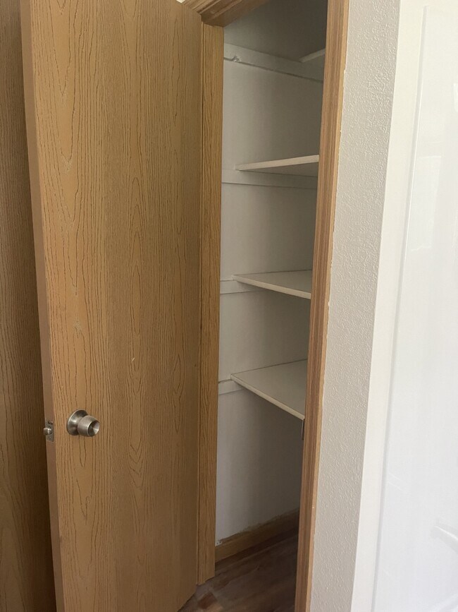 Building Photo - 4448 Gull Lake Dam Rd