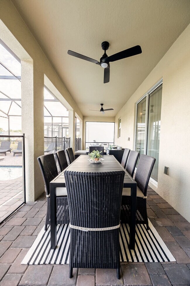 Building Photo - 2738 Oxymoron Wy