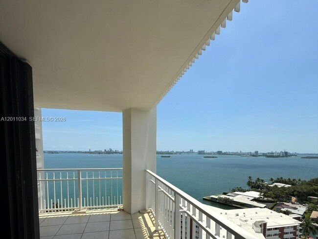 Building Photo - 4000 Towerside Terrace