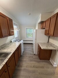 Building Photo - 17 Essex St