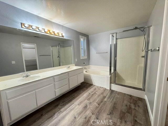 Building Photo - 8982 Dahlia Dr