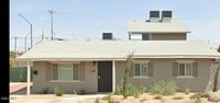 Building Photo - 6 E Hill Dr