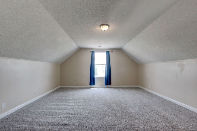 Building Photo - 3660 S Naples Ct
