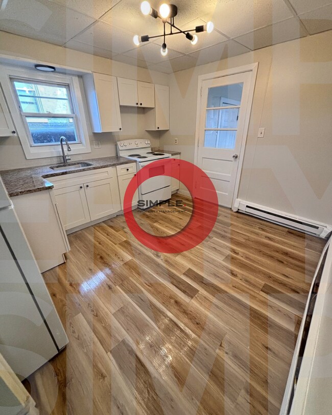 Building Photo - 343 Chestnut St