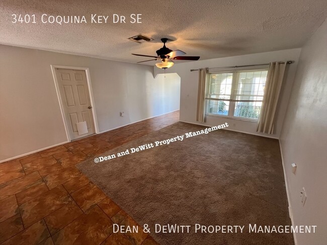 Building Photo - 3401 Coquina Key Dr SE
