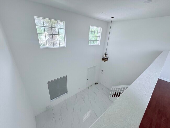 Building Photo - 4534 SW 127th Terrace