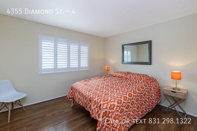 Building Photo - 4355 Diamond St