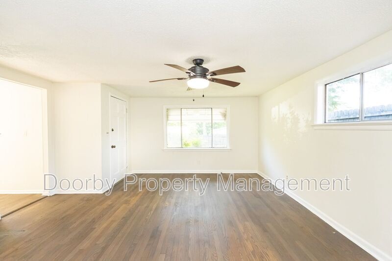 Building Photo - 5270 Rotary Dr