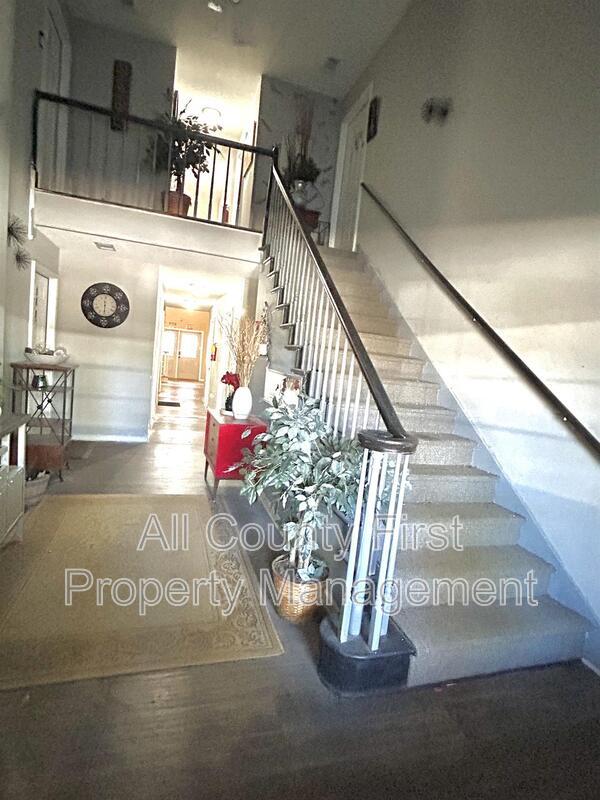 Building Photo - 122 Rue Fontaine