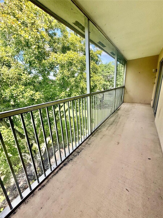 Building Photo - 150 SW 134th Way