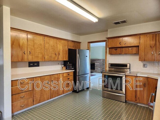 Building Photo - 1326 Fremont Ct