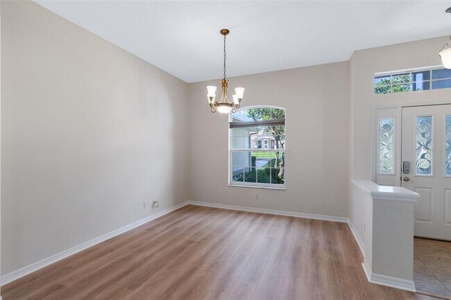 Building Photo - 26908 Honeymoon Ave