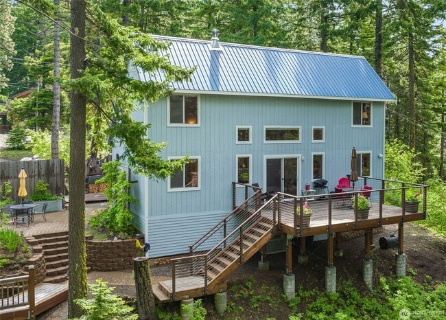 Building Photo - Fully furnished cabin in Pine Loch Sun.  Come enjoy the outdoors!!