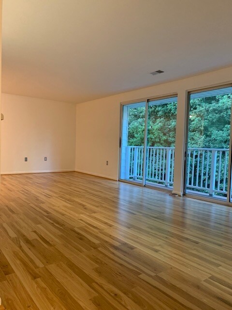 Open Concept Living & Dining - 7600 Portadown Ct
