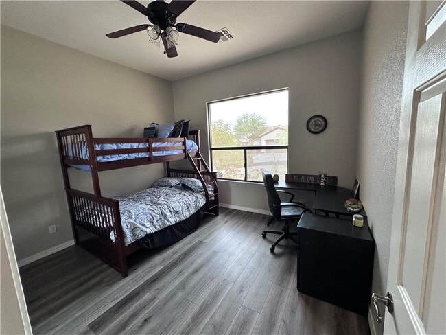 Building Photo - 2836 Esmerelda Dr
