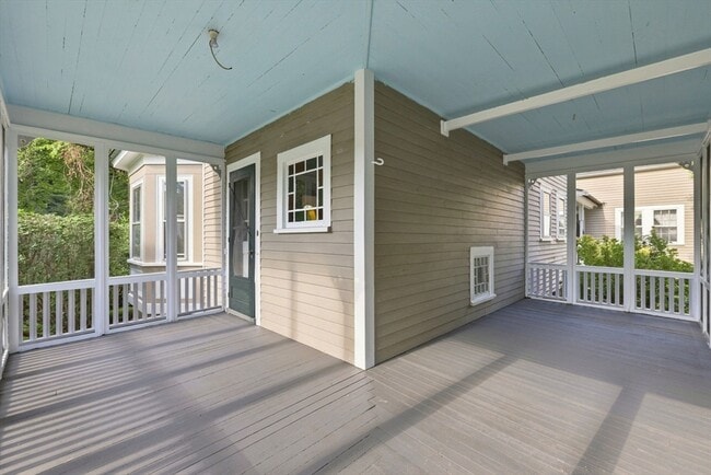 Building Photo - 50 Rockwood Rd