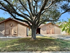 Building Photo - 5909 Golden Canyon Dr