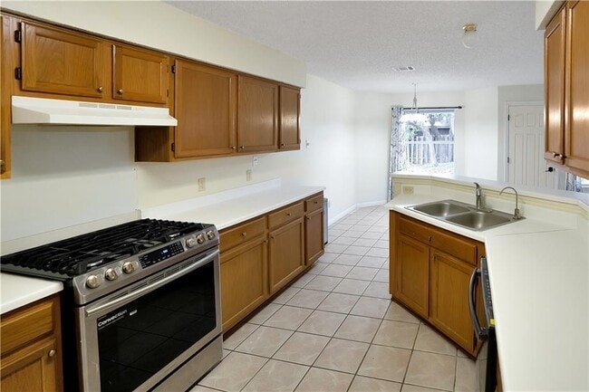 Building Photo - 1107 Dover Pass