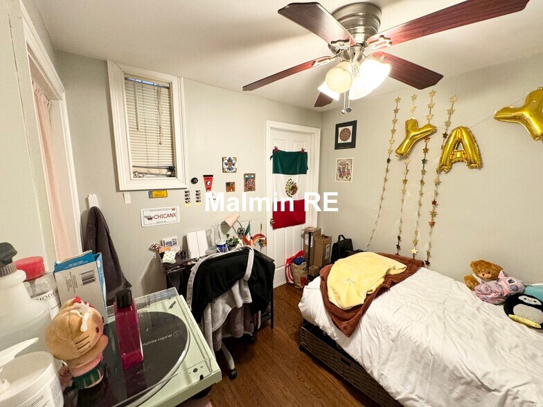 Building Photo - 777 Parker St