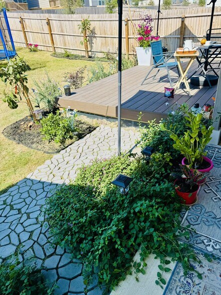 Building Photo - 5035 Bay Breeze