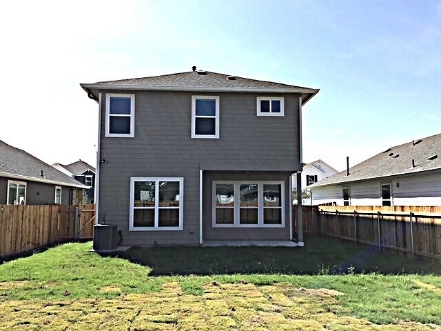 Building Photo - 176 Pebble Creek Run