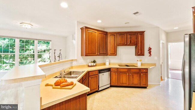 Building Photo - 219 Grassy Ridge Terrace