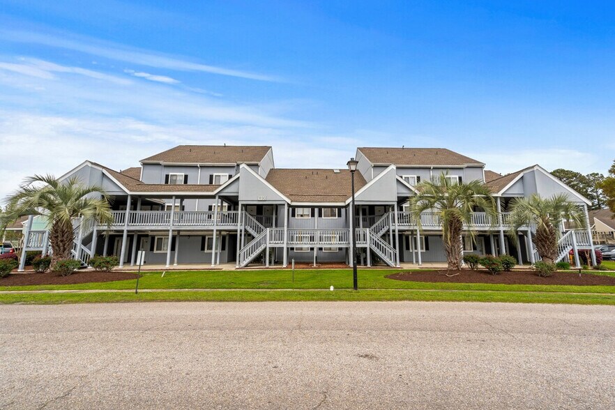 Building Photo - 1930 Bent Grass Dr