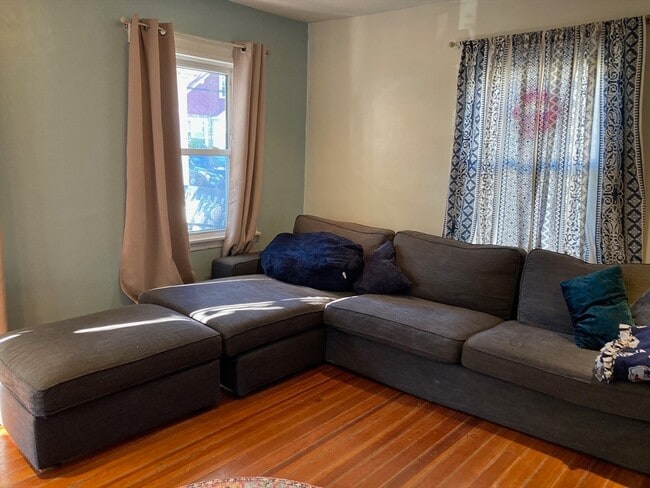 Building Photo - 234 Kennebec St