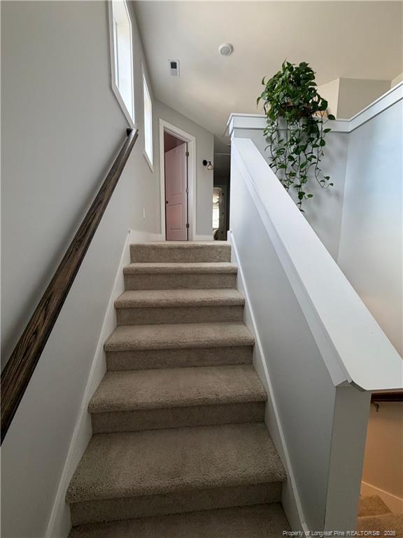 Building Photo - 68 Spruce Holw Cir