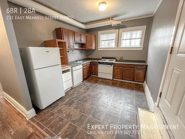 Building Photo - 231 E Maxwell St