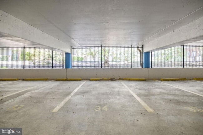 Building Photo - 801 N Fairfax St