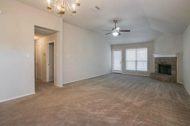 Building Photo - 10708 Braemoor Dr