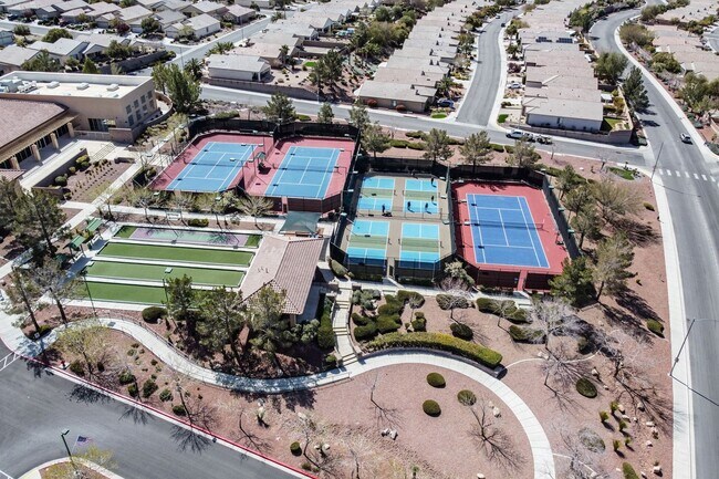Building Photo - Beautiful Home With Casita in Sun City Anthem