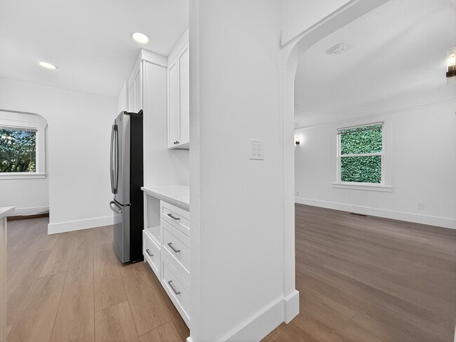 Building Photo - 13337 30th Ave NE