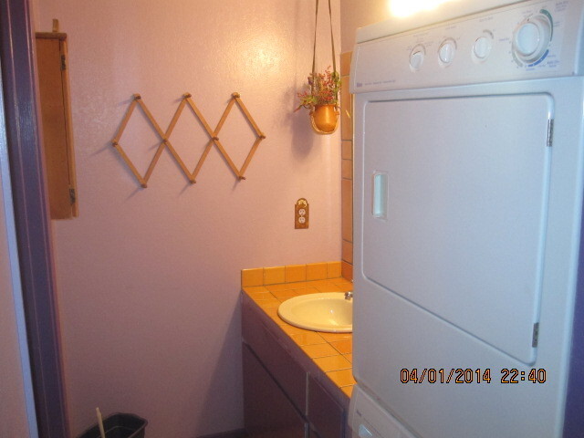 Building Photo - Langley Gardens Condo