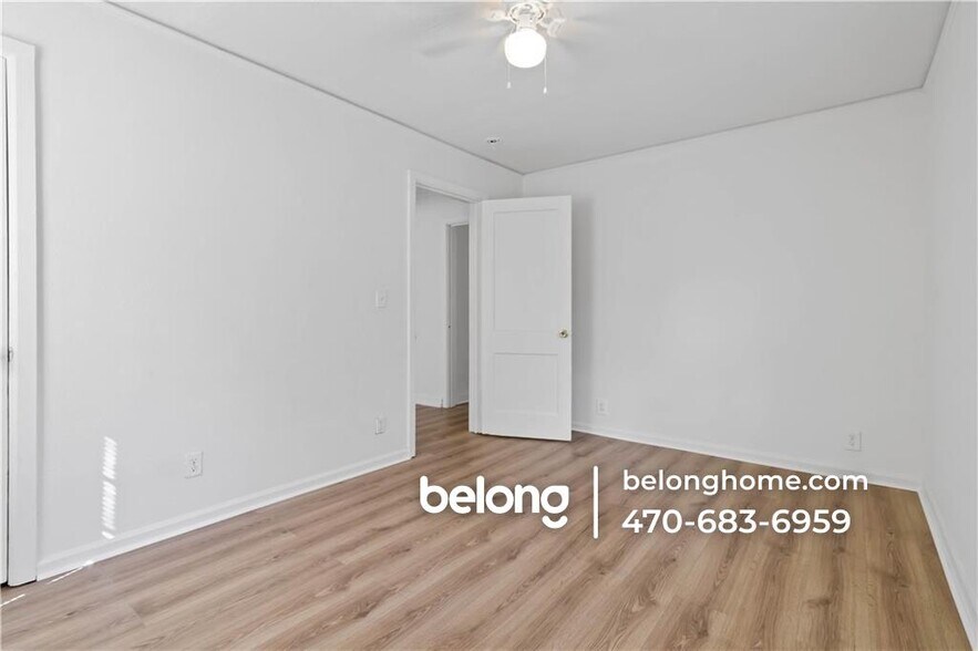 Building Photo - 225 1st St SW