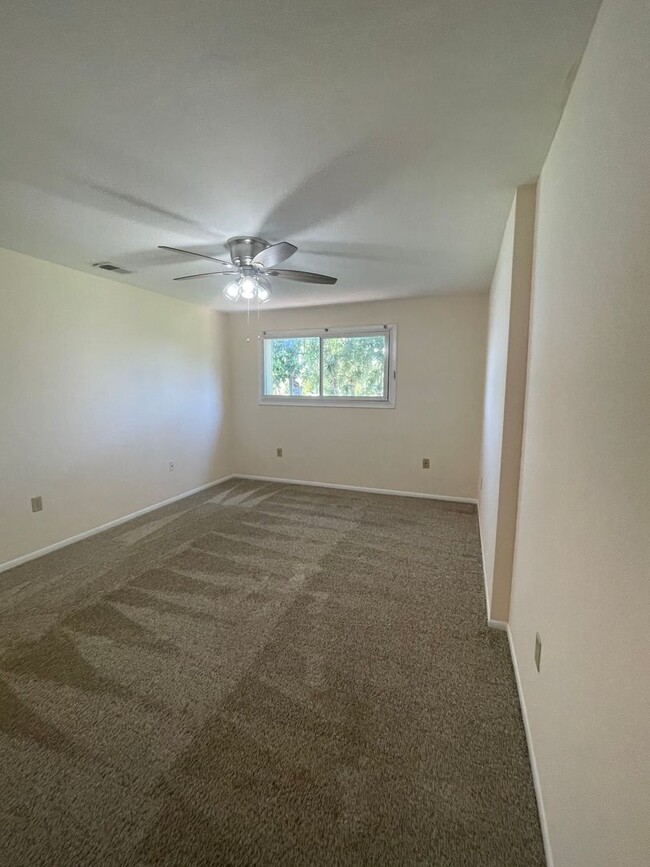 Building Photo - 2 Bed / 2 Bath Condo. In Altamonte Springs...