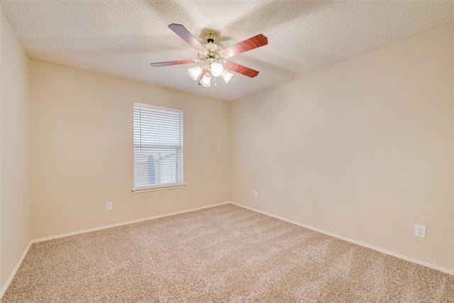 Building Photo - 728 Quail Dr